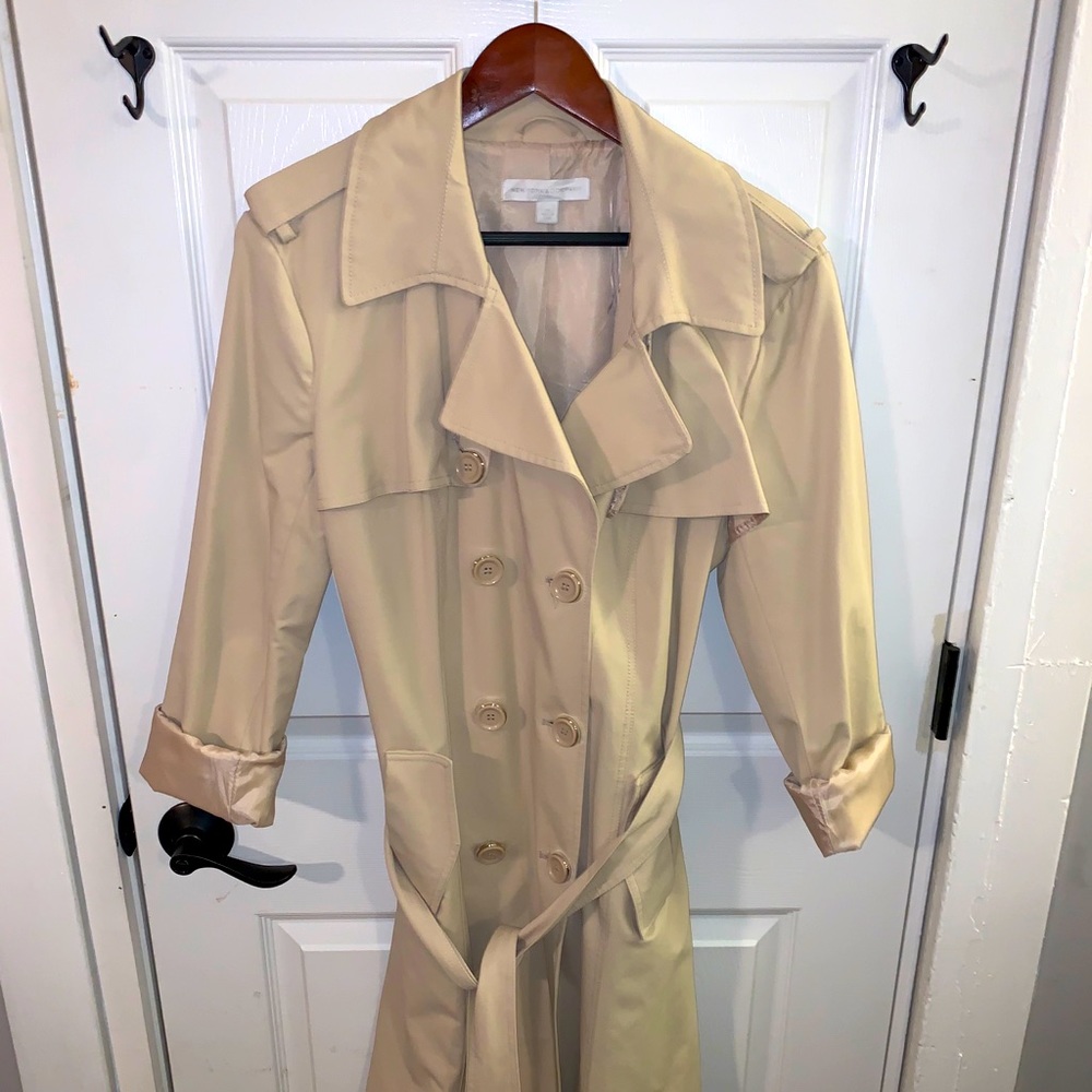 ***sold***Khaki / Tan -  Trench COAT - perfect for SPRING 💐